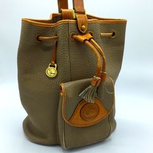 Vintage Dooney & Bourke leather bucket sling bag